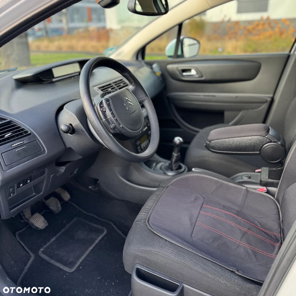 Citroën C4 1.4 16V Equilibre - 13