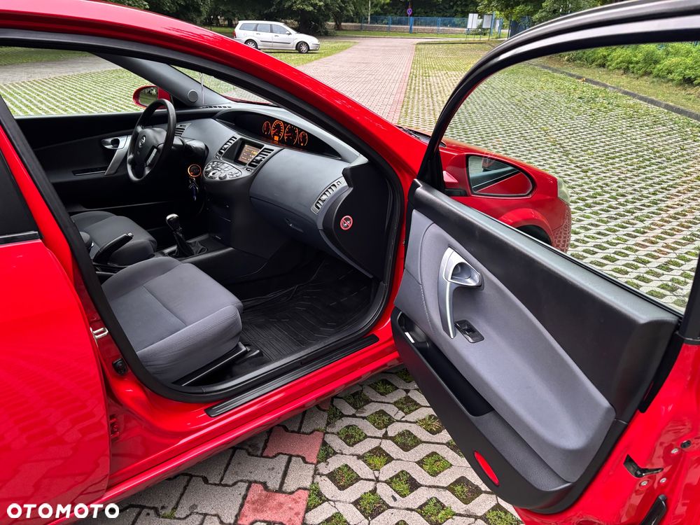 Nissan Primera - 17