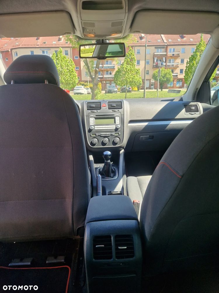 Volkswagen Golf 1.6 Goal - 16