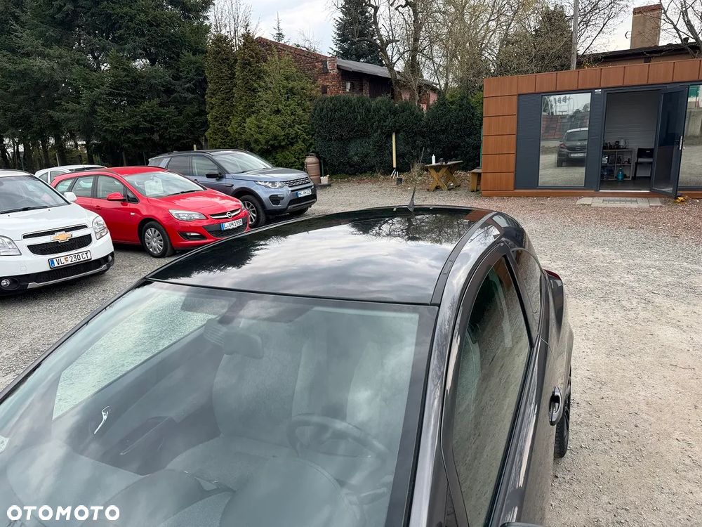 Opel Corsa 1.4 16V Sport - 4