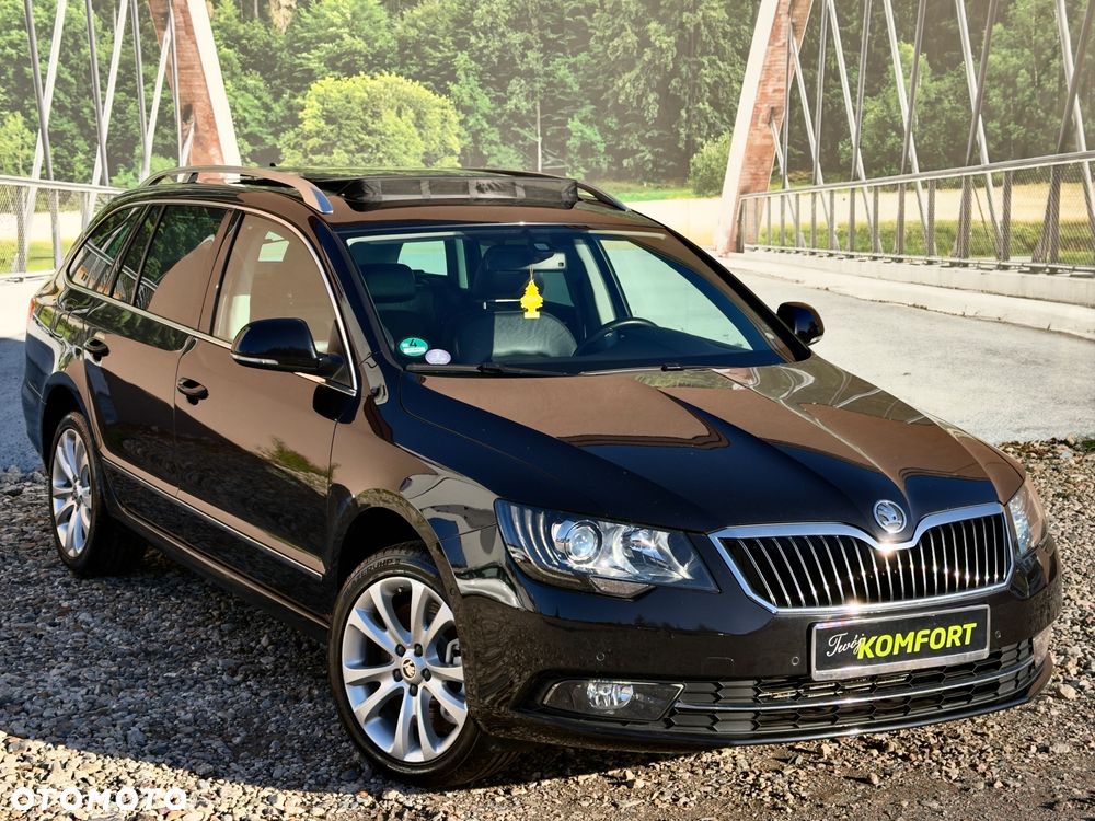Skoda Superb 2013 photo 4