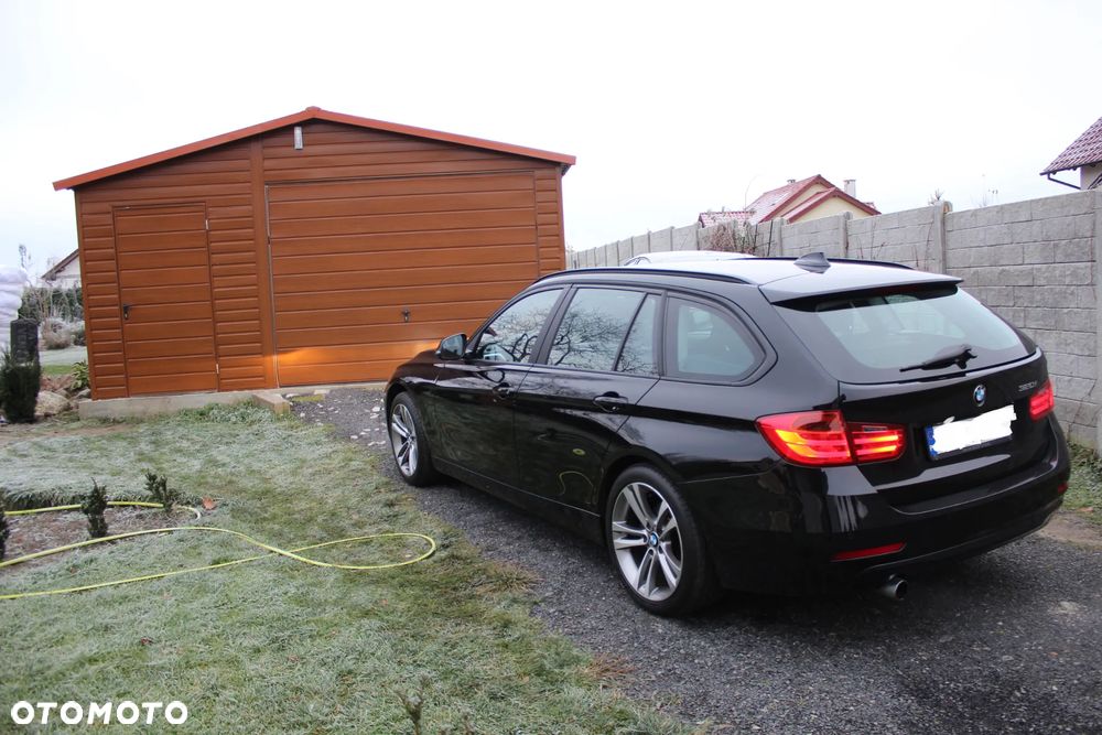 BMW Seria 3 320i - 20