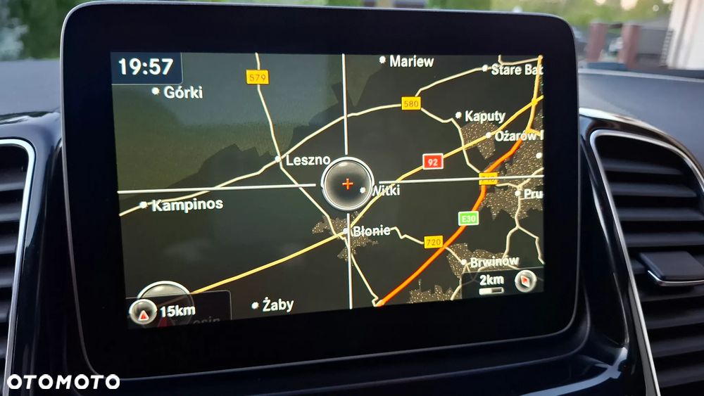 Mercedes-Benz GLE 350 d 4-Matic - 23