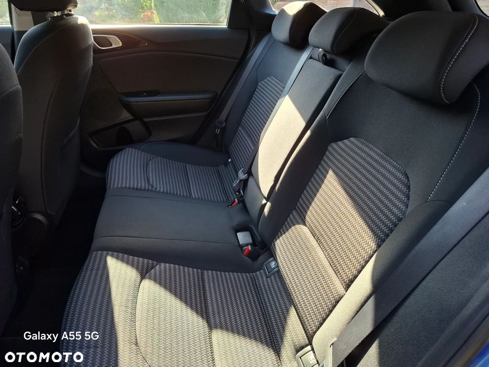 Kia Ceed - 31