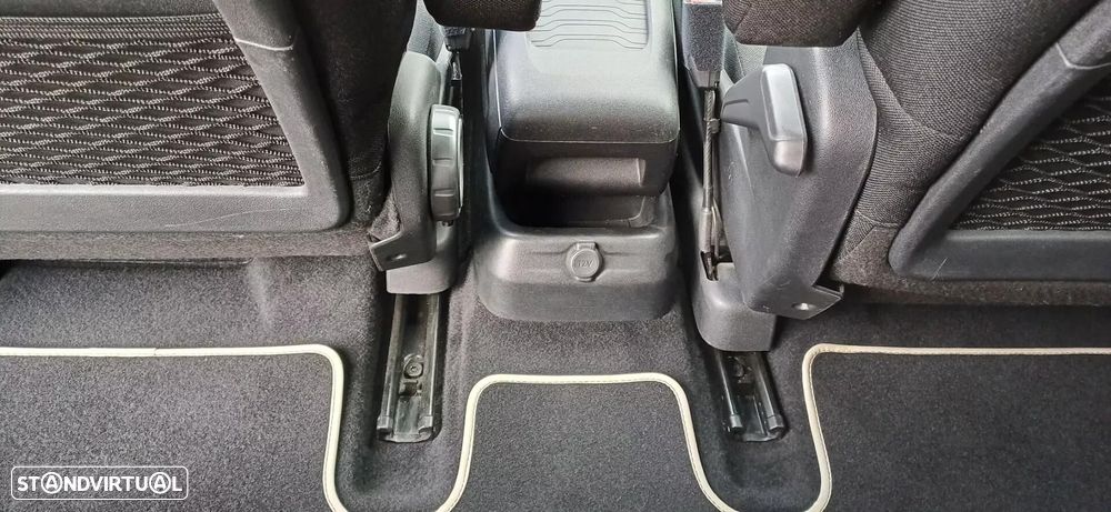 Citroën Grand C4 Spacetourer - 23