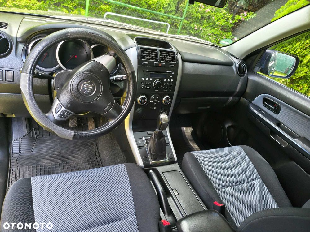 Suzuki Grand Vitara - 5