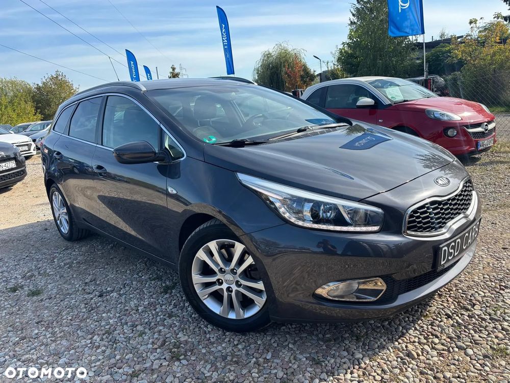 Kia Ceed 1.6 CRDi 128 ISG Platinum Edition - 1