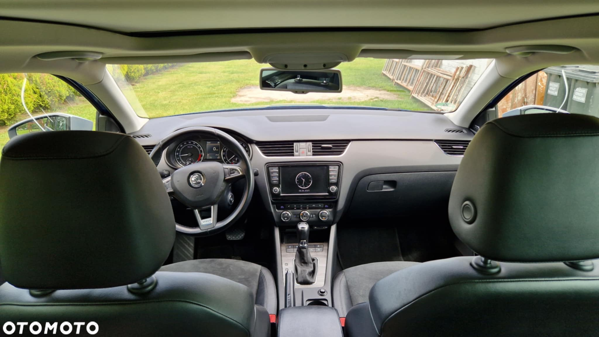 Skoda Octavia Scout 2.0 TDI 4x4 DSG - 11