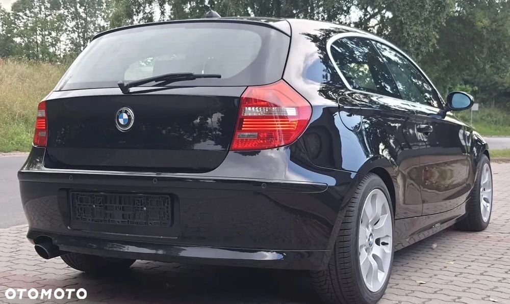 BMW Seria 1 123d - 6