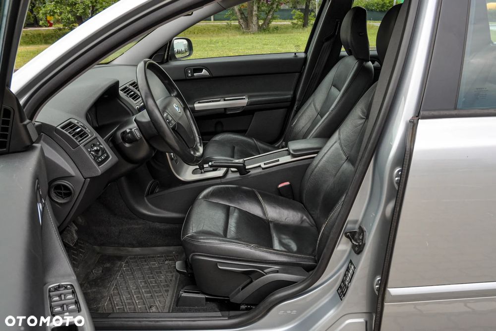 Volvo V50 - 7