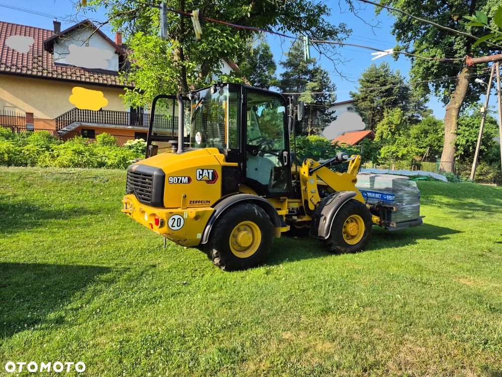 Caterpillar 907 - 3