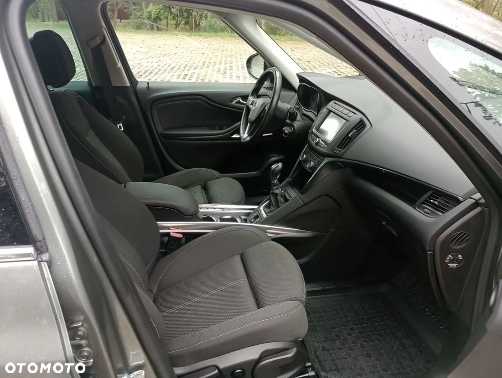 Opel Zafira 2.0 D (CDTI ecoFLEX) Start/Stop ON - 13