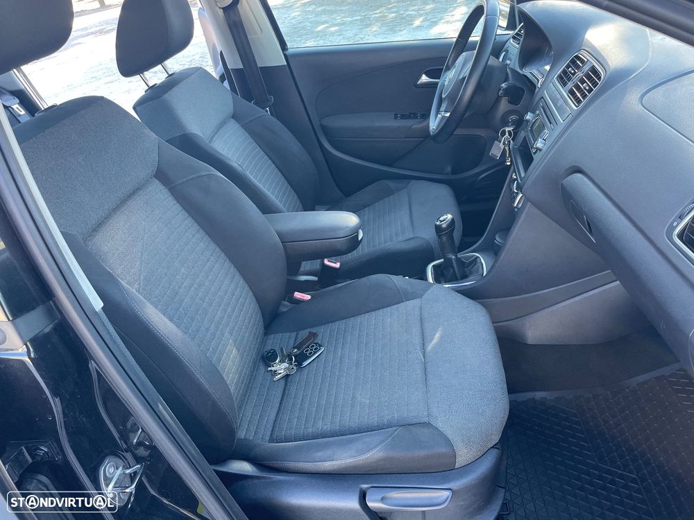 VW Polo - 24