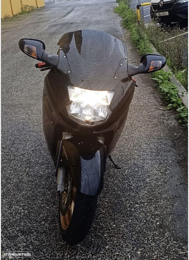 Honda CBR - 4
