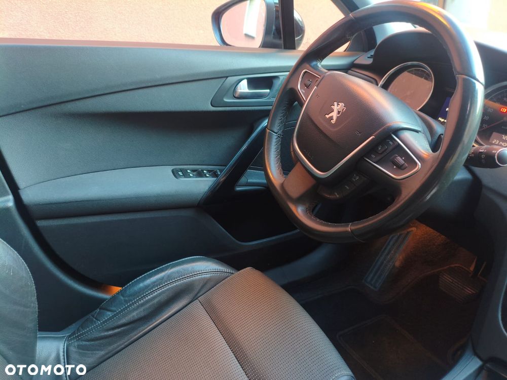 Peugeot 508 1.6 T Allure - 16