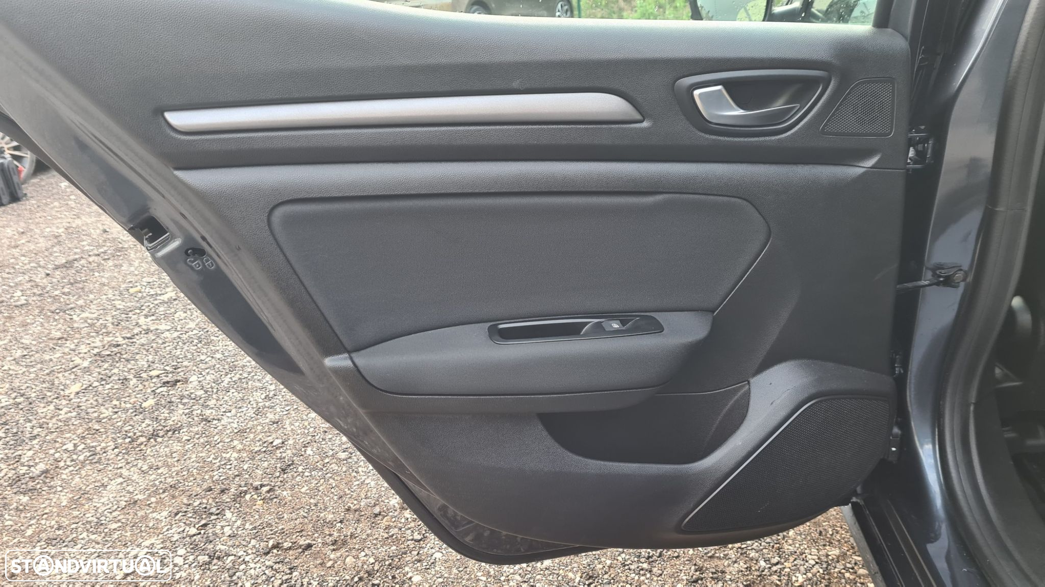 Renault Mégane 1.5 Blue dCi Intens EDC - 37