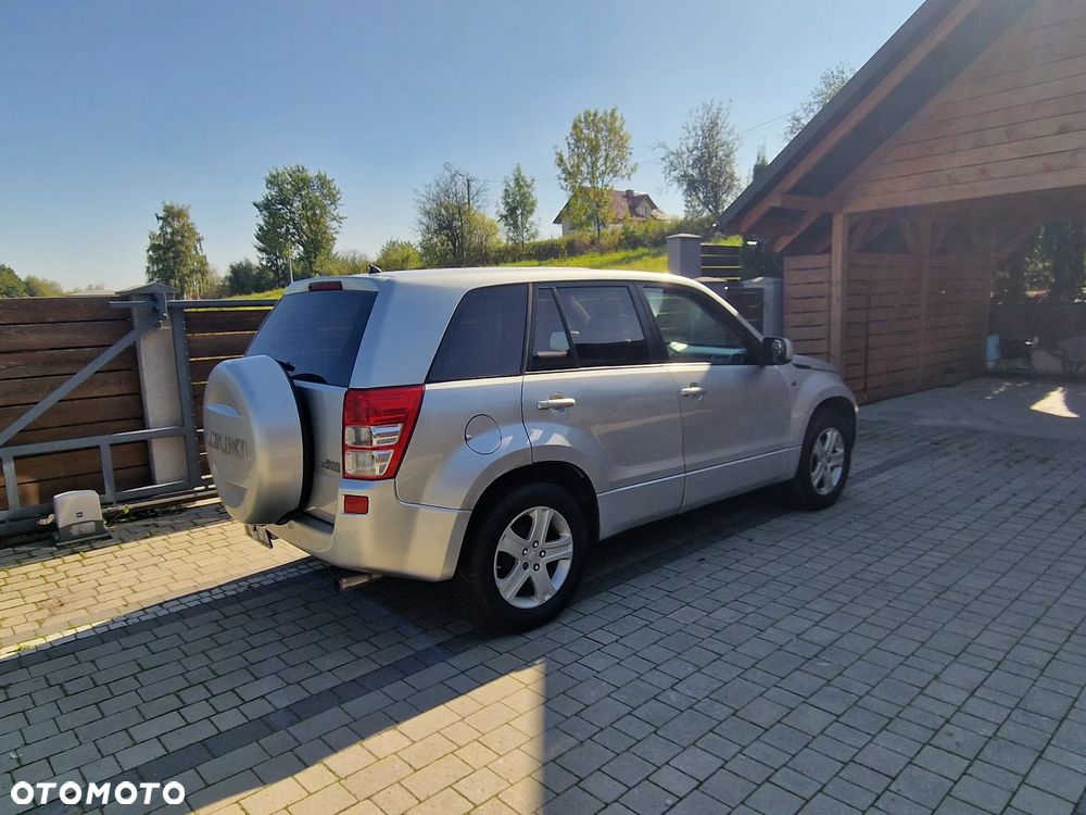 Suzuki Grand Vitara 2.7 V6 Premium - 2