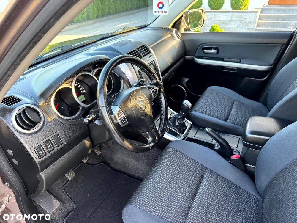 Suzuki Grand Vitara - 14