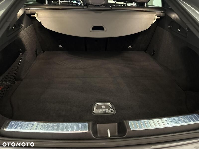 Mercedes-Benz GLC - 24