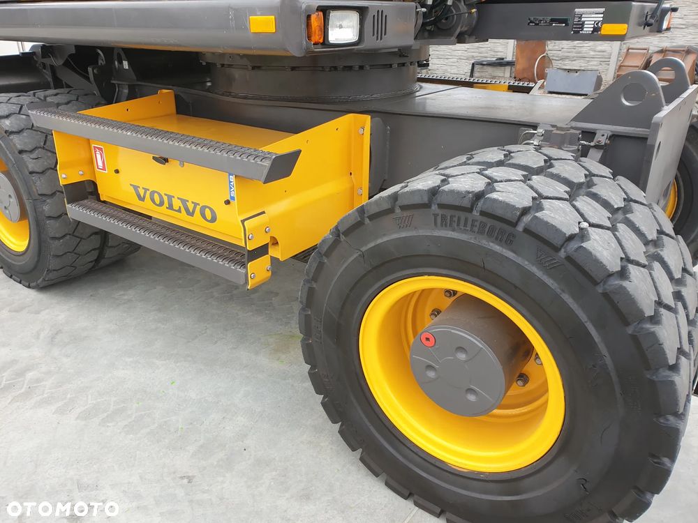 Volvo EW 160D Rototilt SPROWADZONA ŁADNY STAN - 9