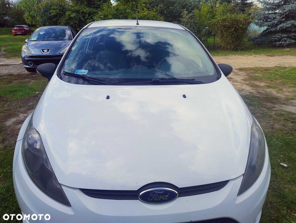 Ford Fiesta - 6
