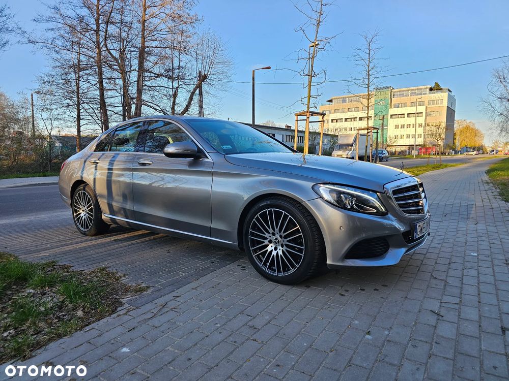 Mercedes-Benz Klasa C 180 7G-TRONIC - 34