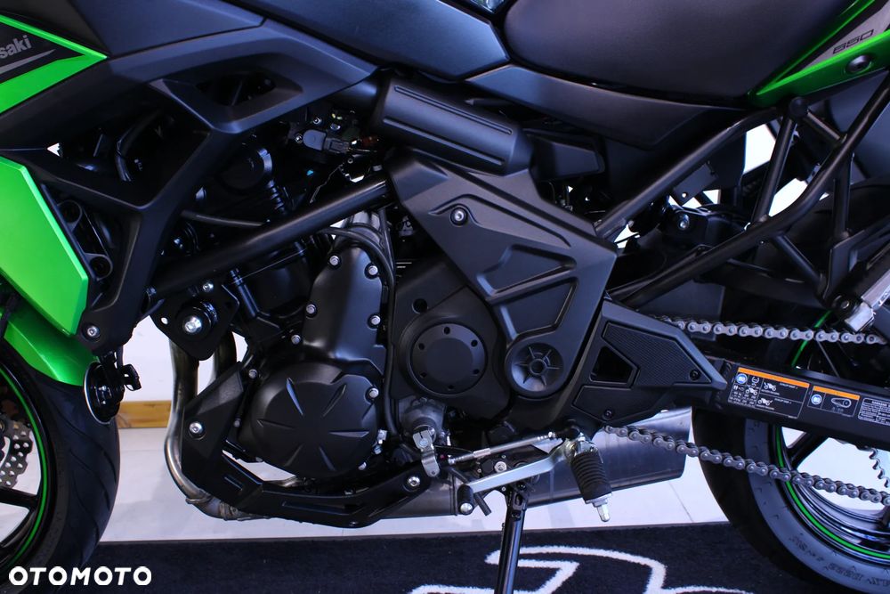Kawasaki Versys 650 - 25