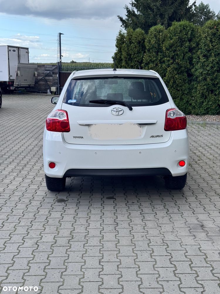 Toyota Auris 2.0 D-4D - 7
