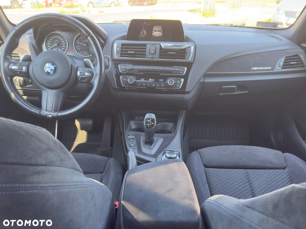 BMW Seria 1 120d xDrive M Sport sport - 13
