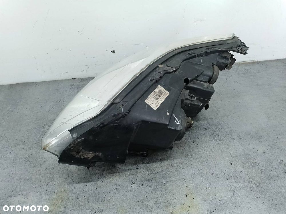 LAMPA PRZÓD PRAWA CITROEN C5 II 9650055880 89009360  89900018 - 5