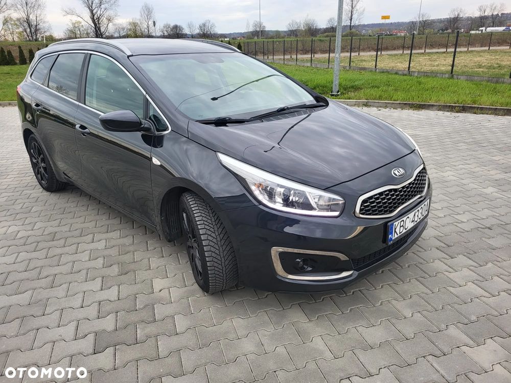 Kia Ceed 1.6 CRDi 136 ISG GT Line - 3