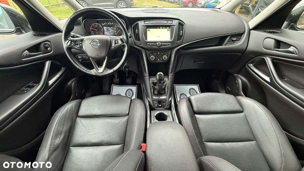 Opel Zafira - 21