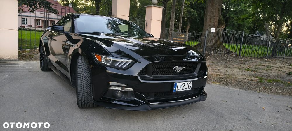 Ford Mustang - 5