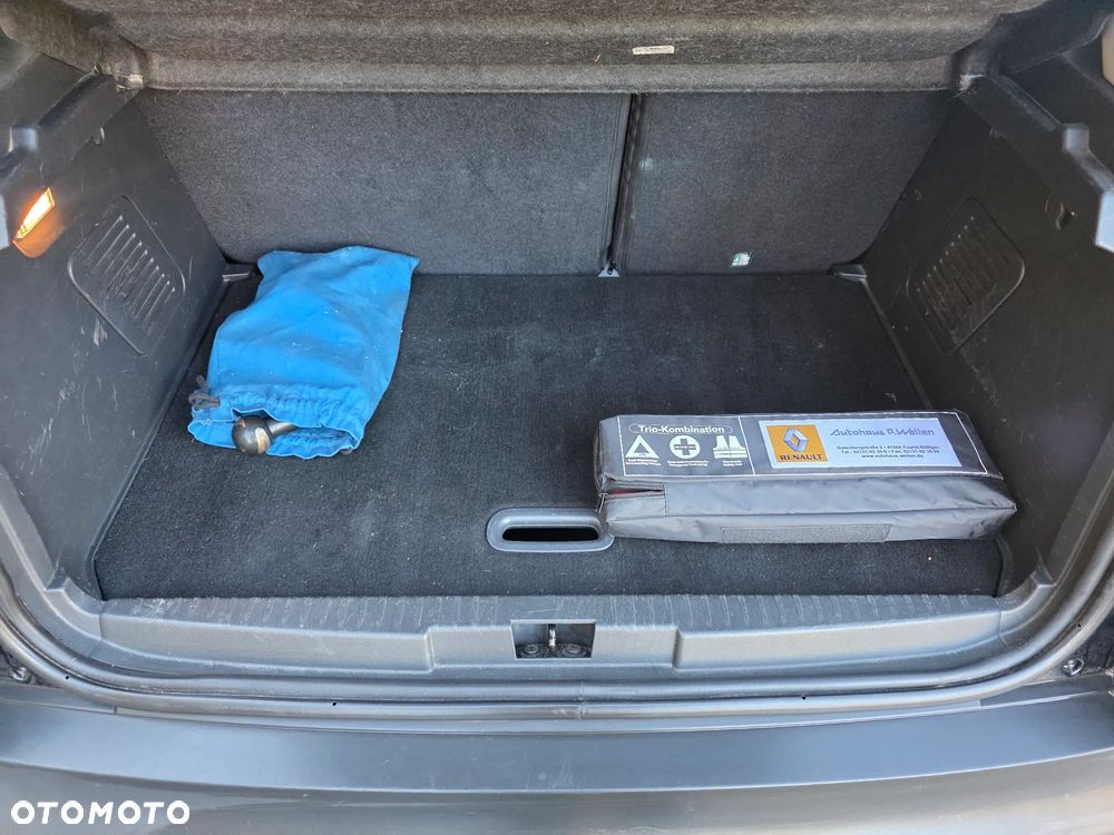 Renault Captur - 21