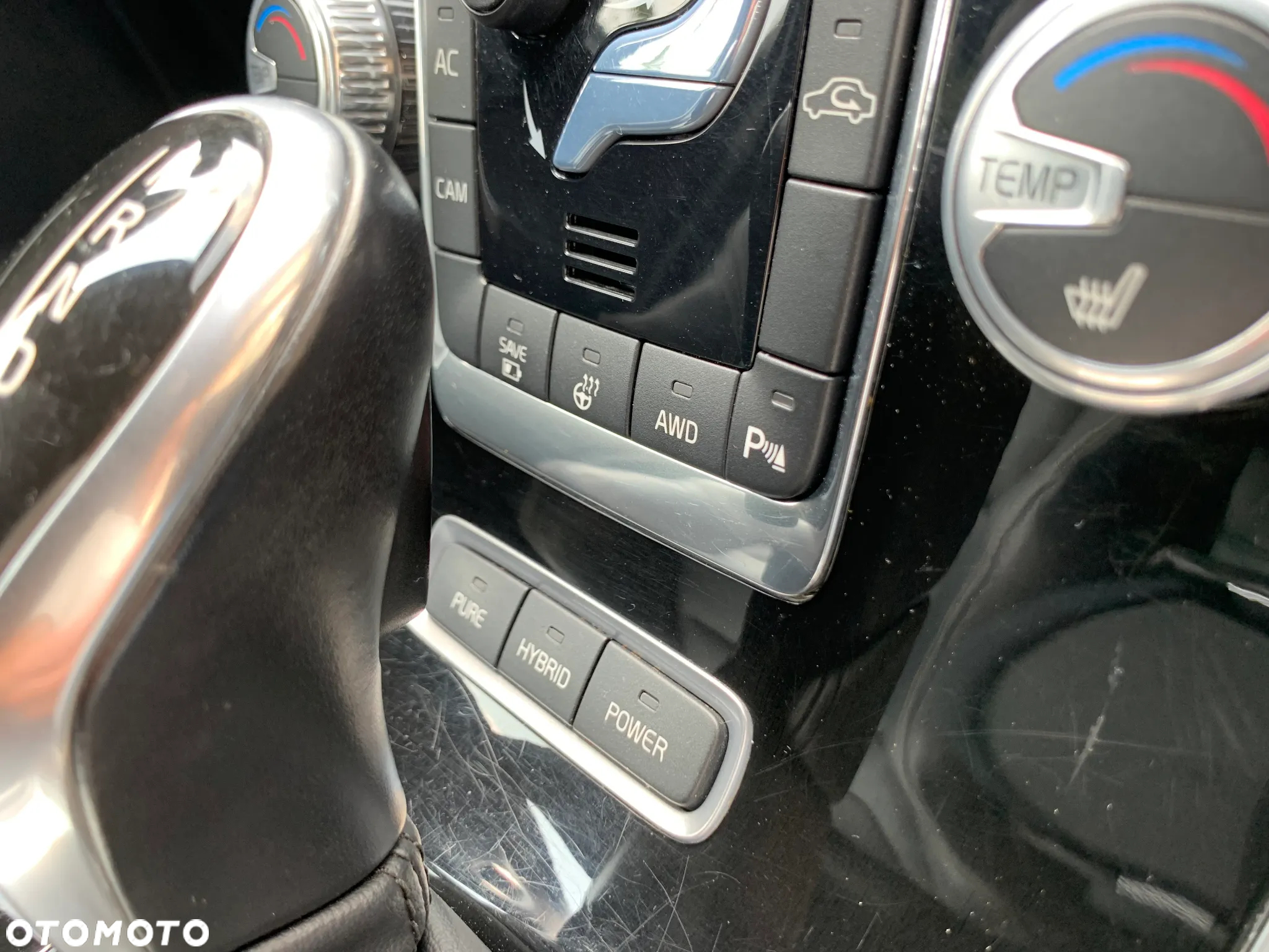 Volvo V60 D6 AWD Plug-in Hybrid Summum - 17