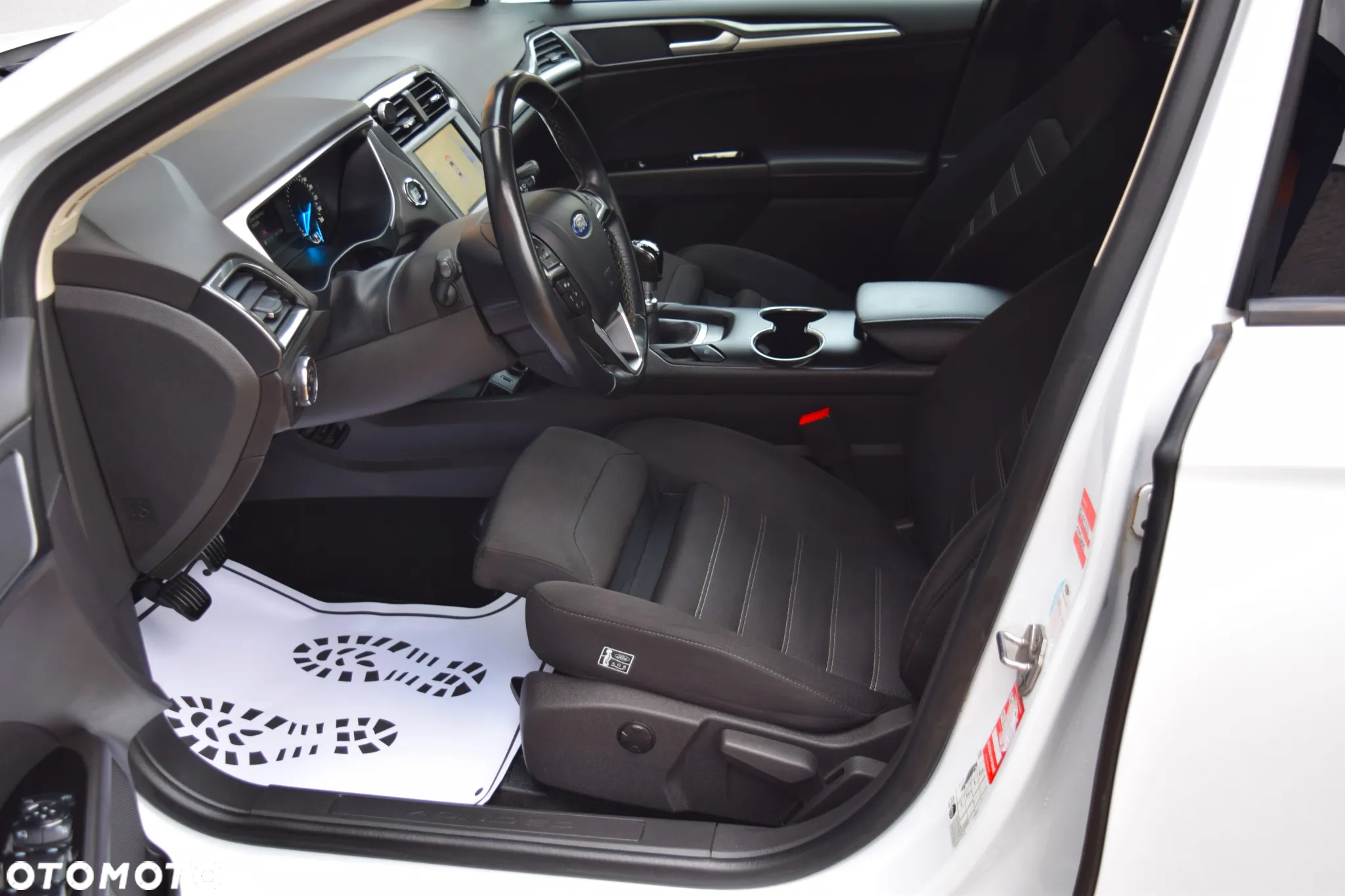 Ford Mondeo 2.0 EcoBlue Titanium - 19