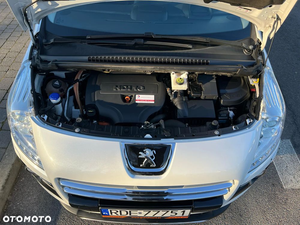 Peugeot 3008 2.0 HDi Premium+ - 12