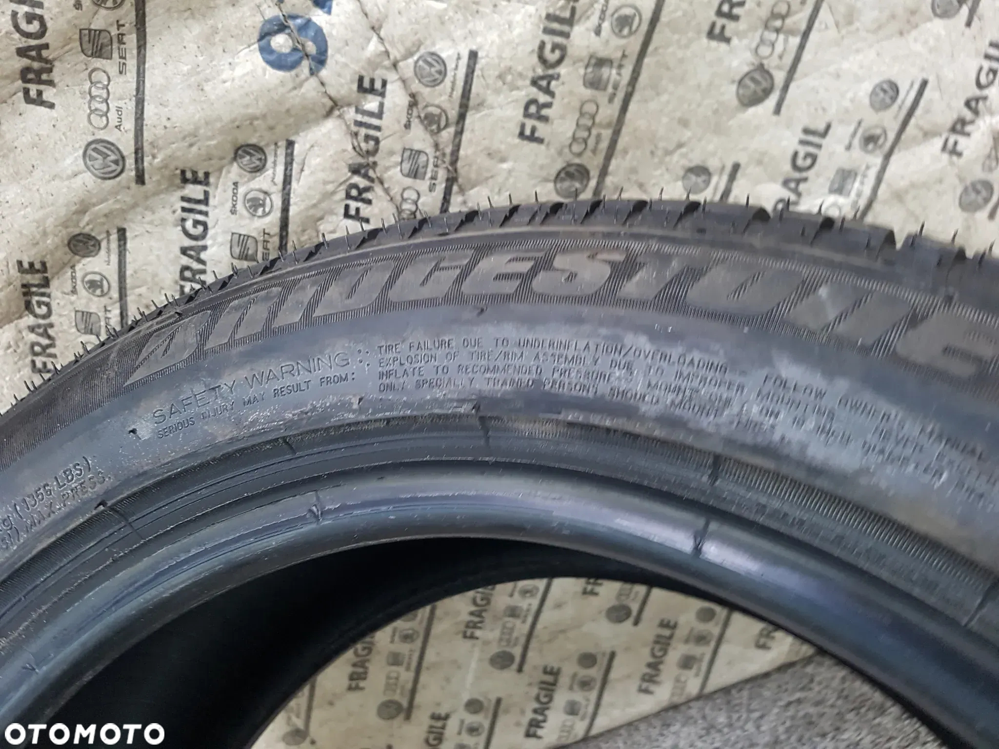 BRIDGESTONE TURANZA ER30  205/55/16  205/55R16 - 5