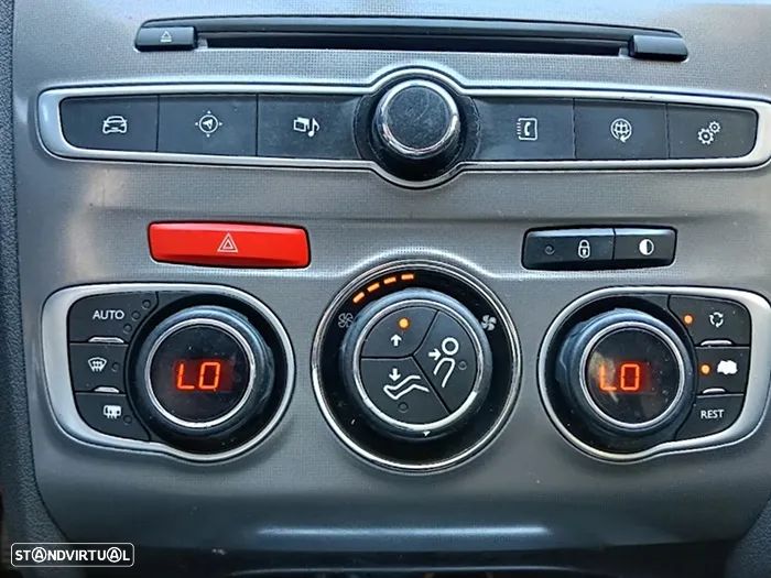 Citroën C4 BlueHDi 100 Business Class - 33