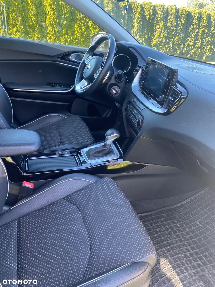 Kia XCeed 1.5 T-GDI L DCT - 10