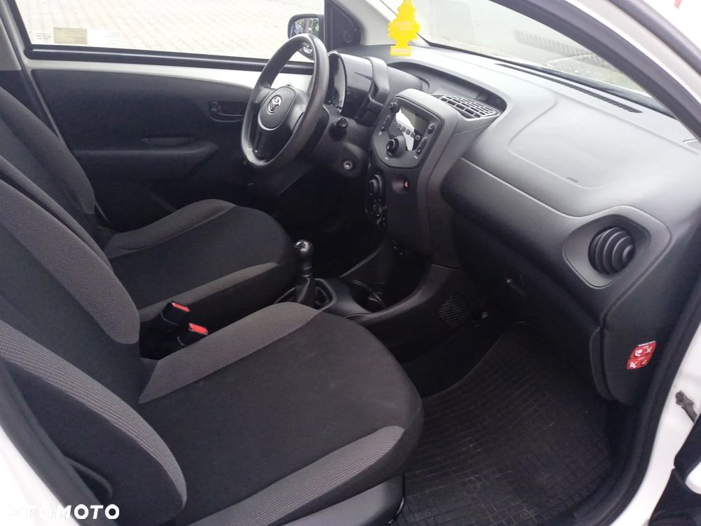 Toyota Aygo 1.0 VVT-i Sprint EU6 - 8