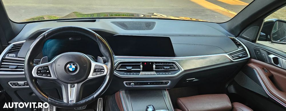 BMW X5 M M50d - 12