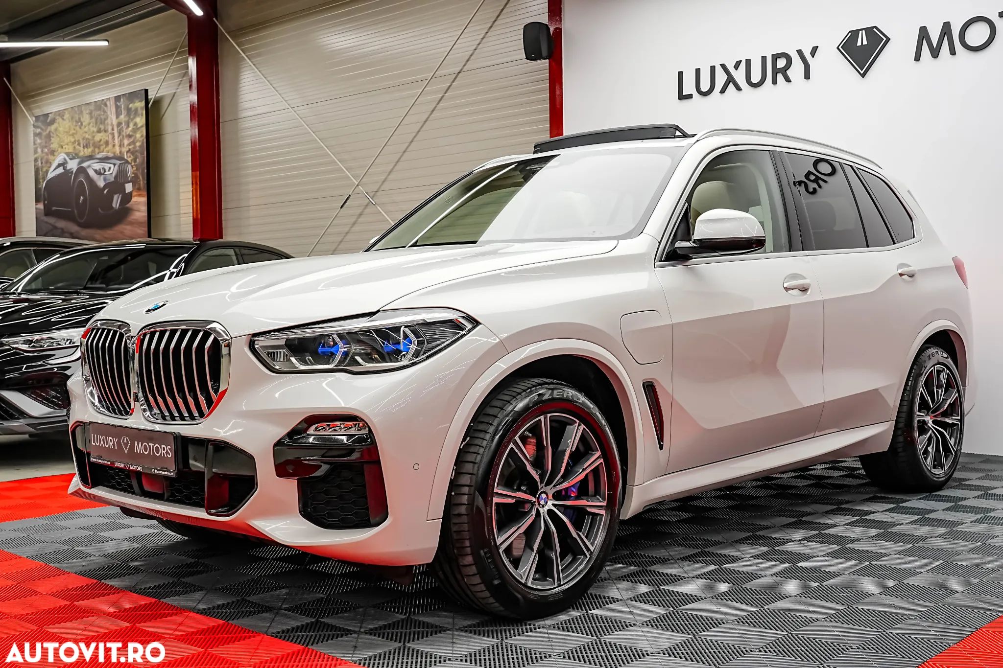 BMW X5 xDrive45e AT PHEV - 1