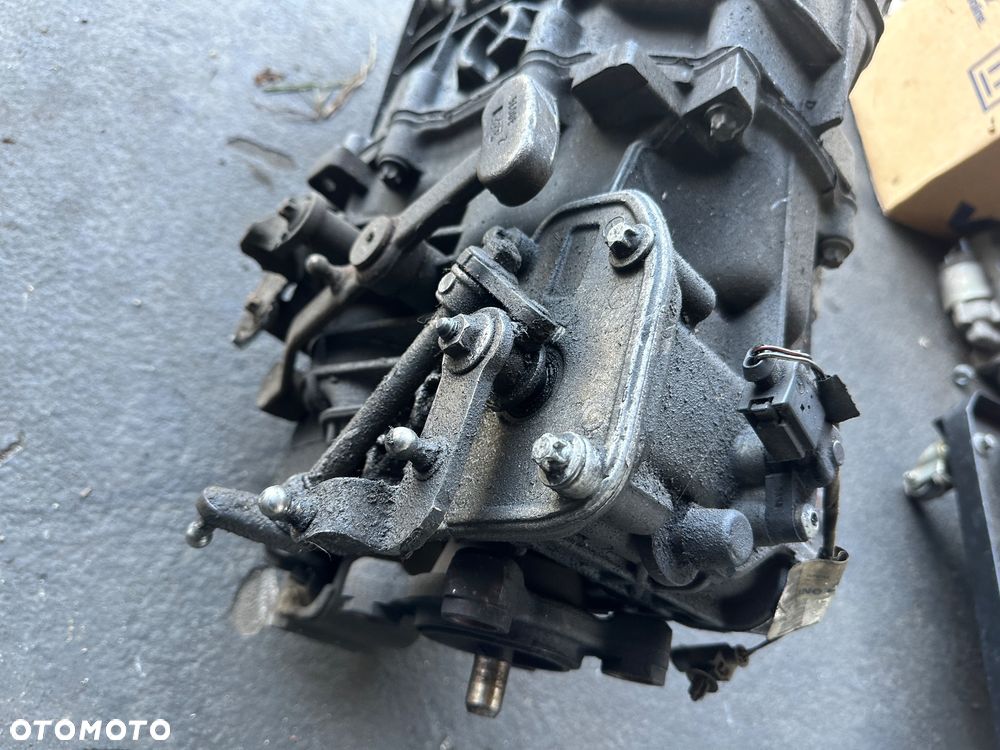 Mercedes Sprinter 906 vito 639 Viano skrzynia manualna 711680 - 4