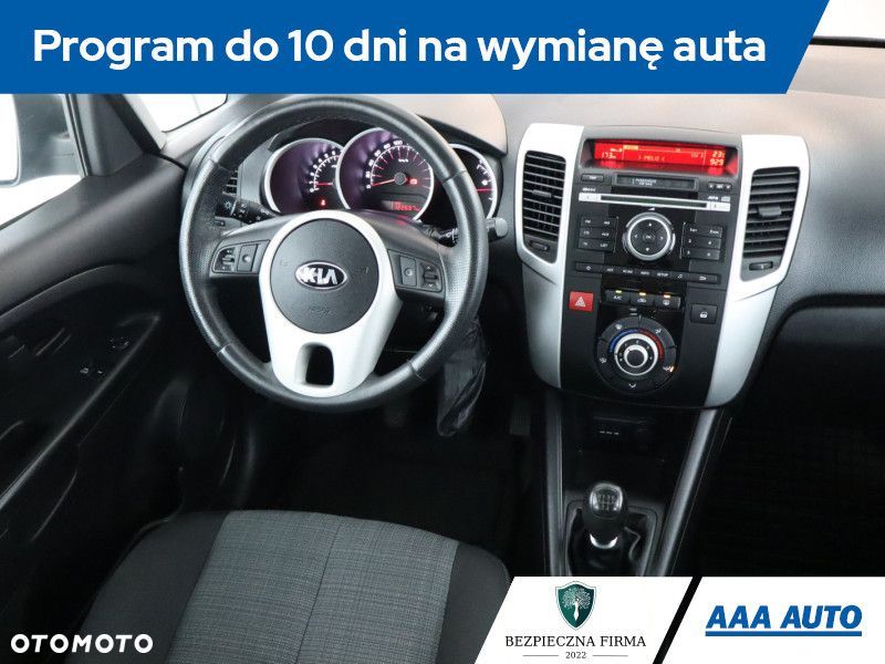 Kia Venga - 9