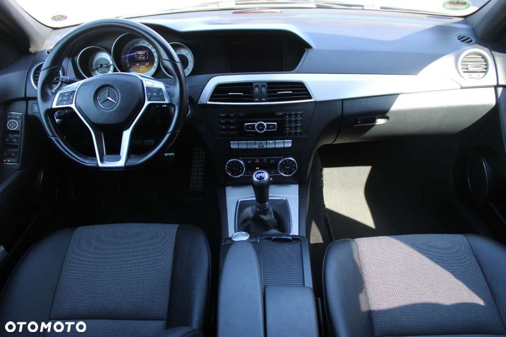 Mercedes-Benz Klasa C - 25