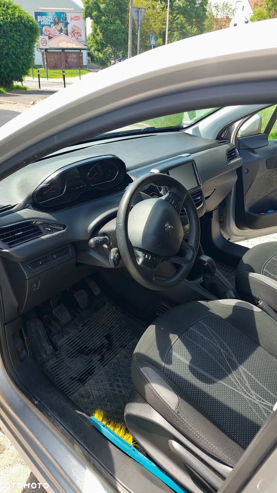 Peugeot 208 1.4 HDi Access - 6