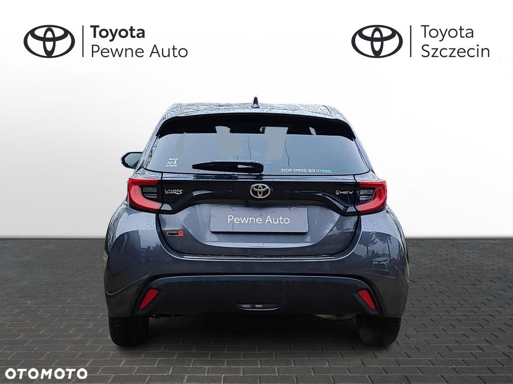 Toyota Yaris Hybrid 1.5 Style - 4
