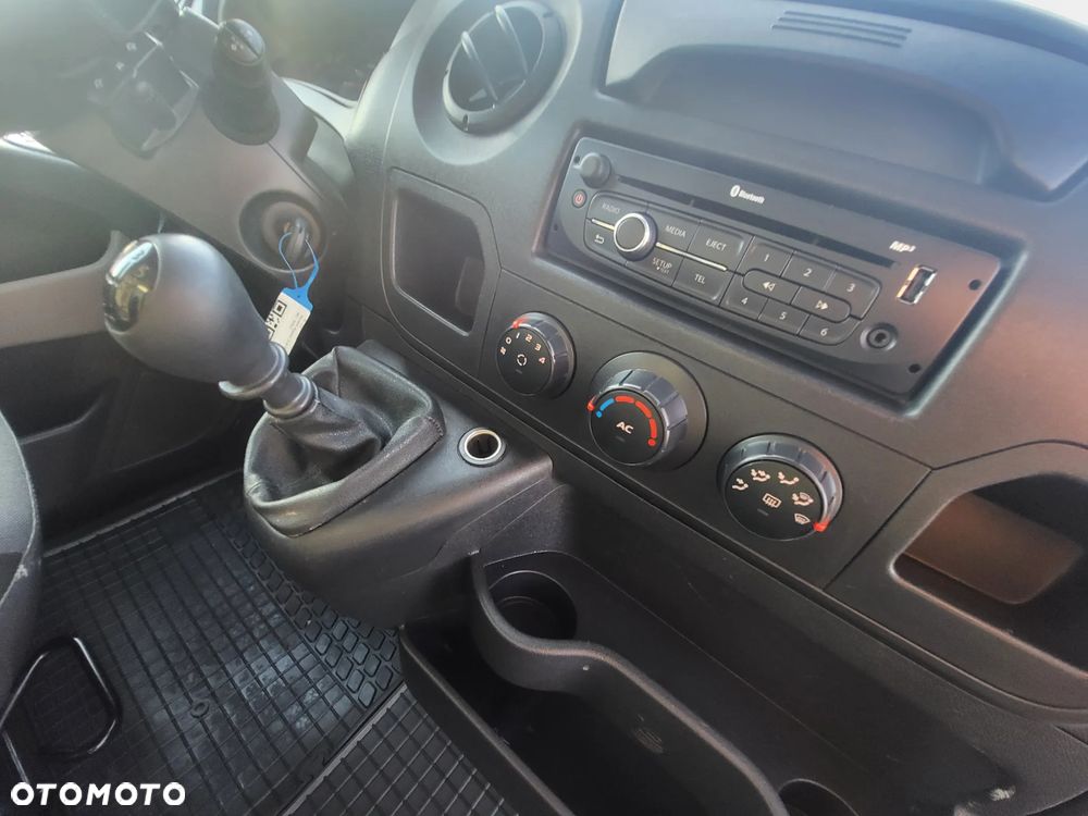 Nissan NV 400 Z ZABUDOWĄ WARSZTATOWĄ klima sprowadzony serwisowany super stan - 12