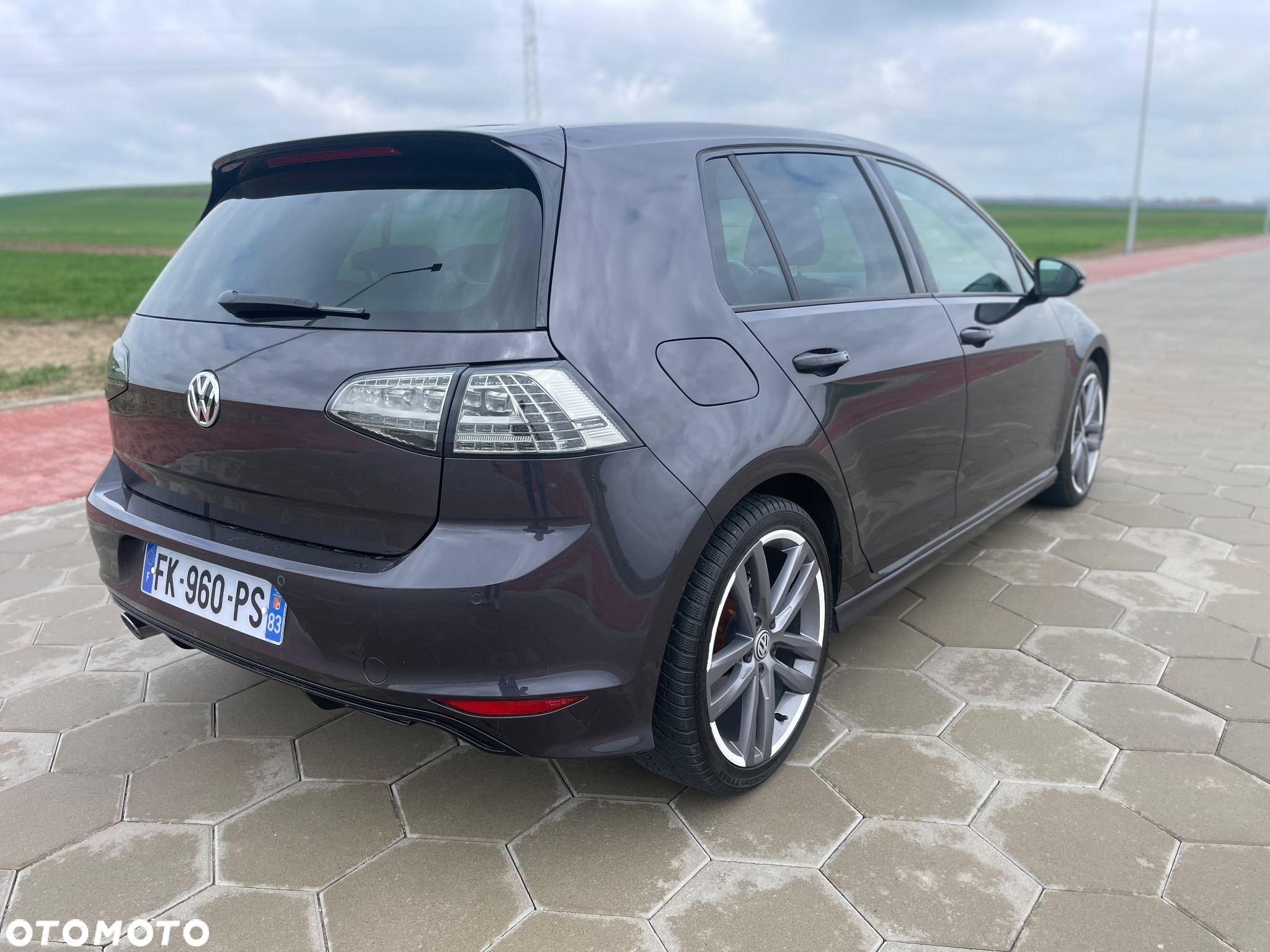 Volkswagen Golf 1.2 TSI BlueMotion Technology Lounge - 4